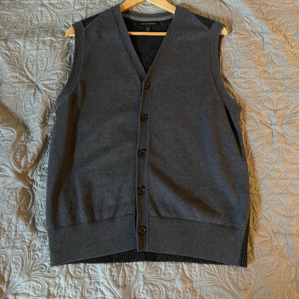 Banana Republic Men’s Button Down Sweater Vest Size Medium